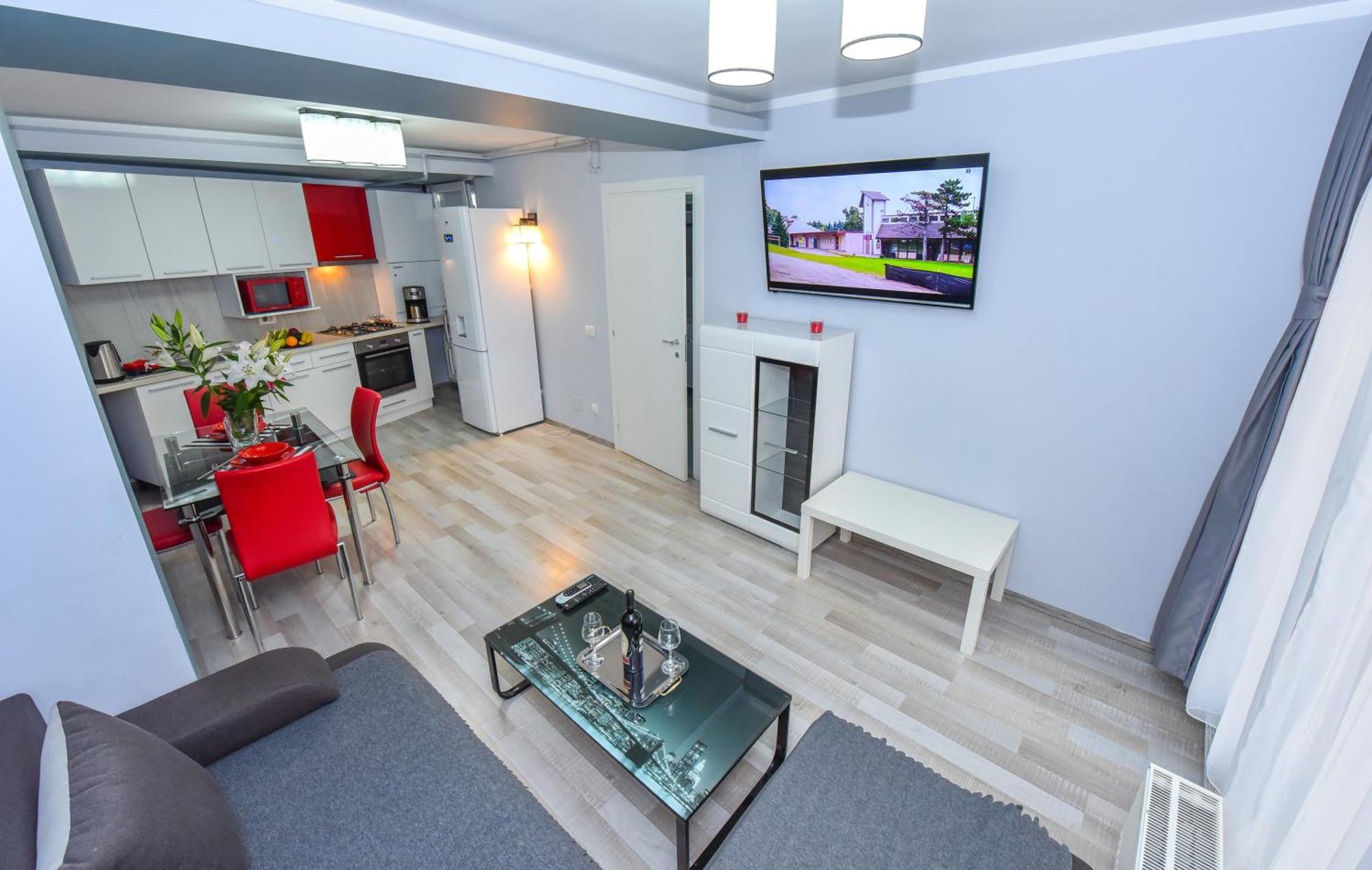 Dracula Adventure Tours Accommodation Bukares Bagian luar foto