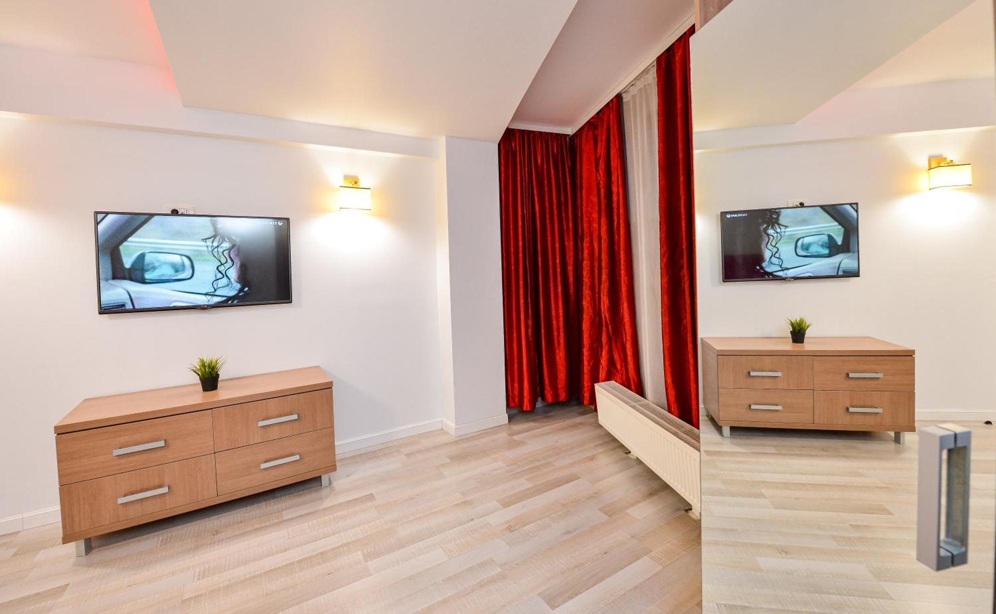 Dracula Adventure Tours Accommodation Bukares Bagian luar foto