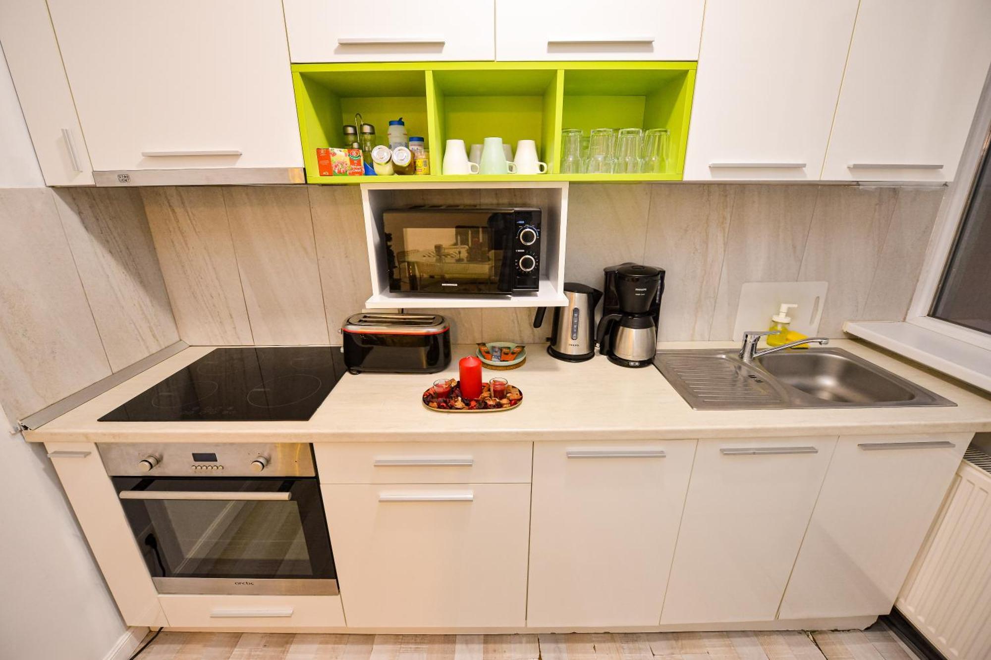 Dracula Adventure Tours Accommodation Bukares Bagian luar foto