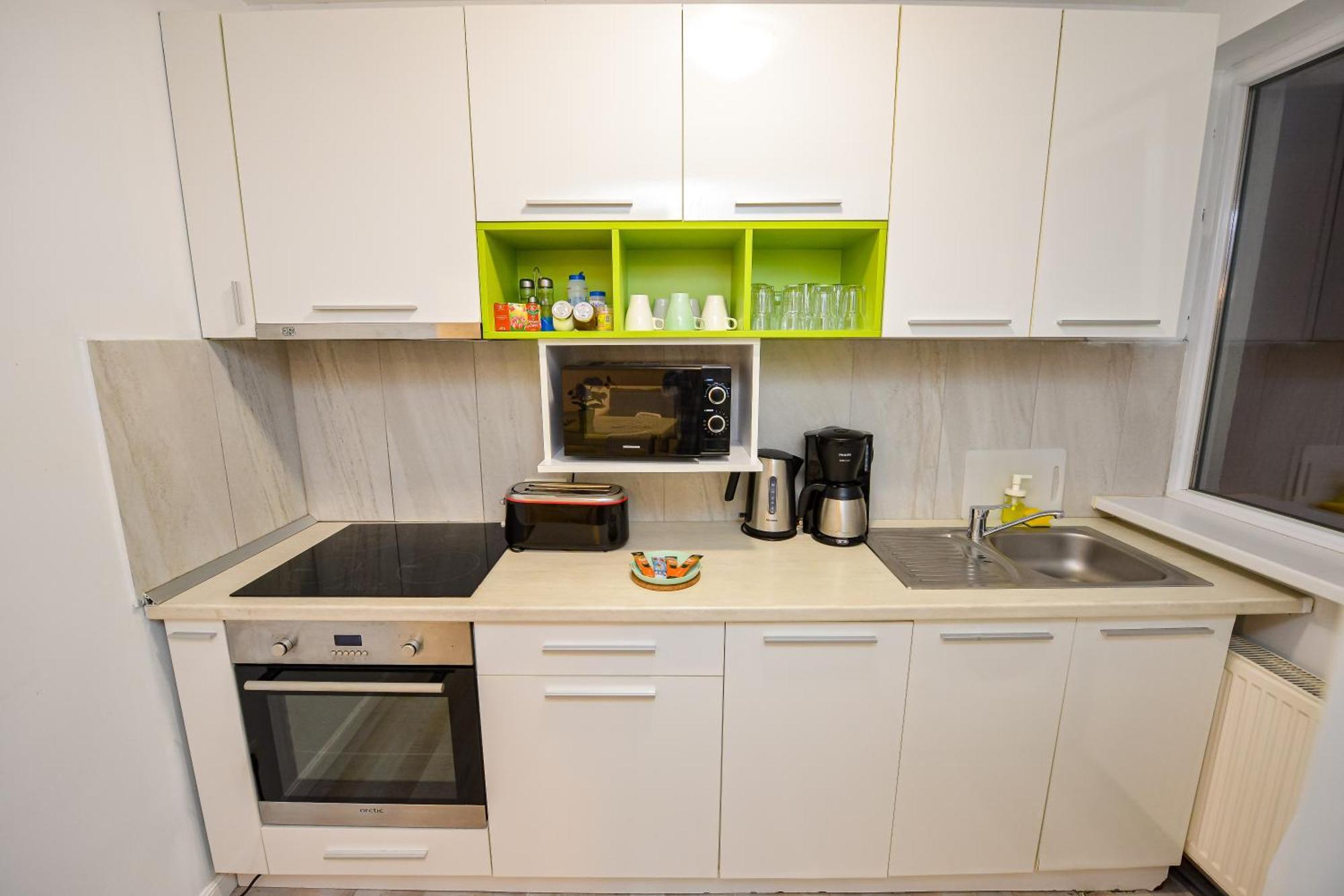 Dracula Adventure Tours Accommodation Bukares Bagian luar foto