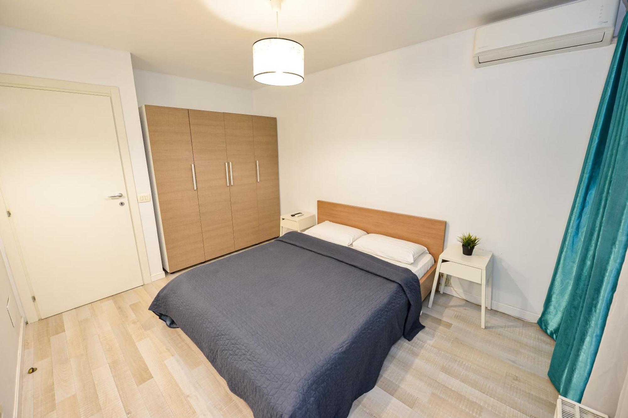 Dracula Adventure Tours Accommodation Bukares Bagian luar foto