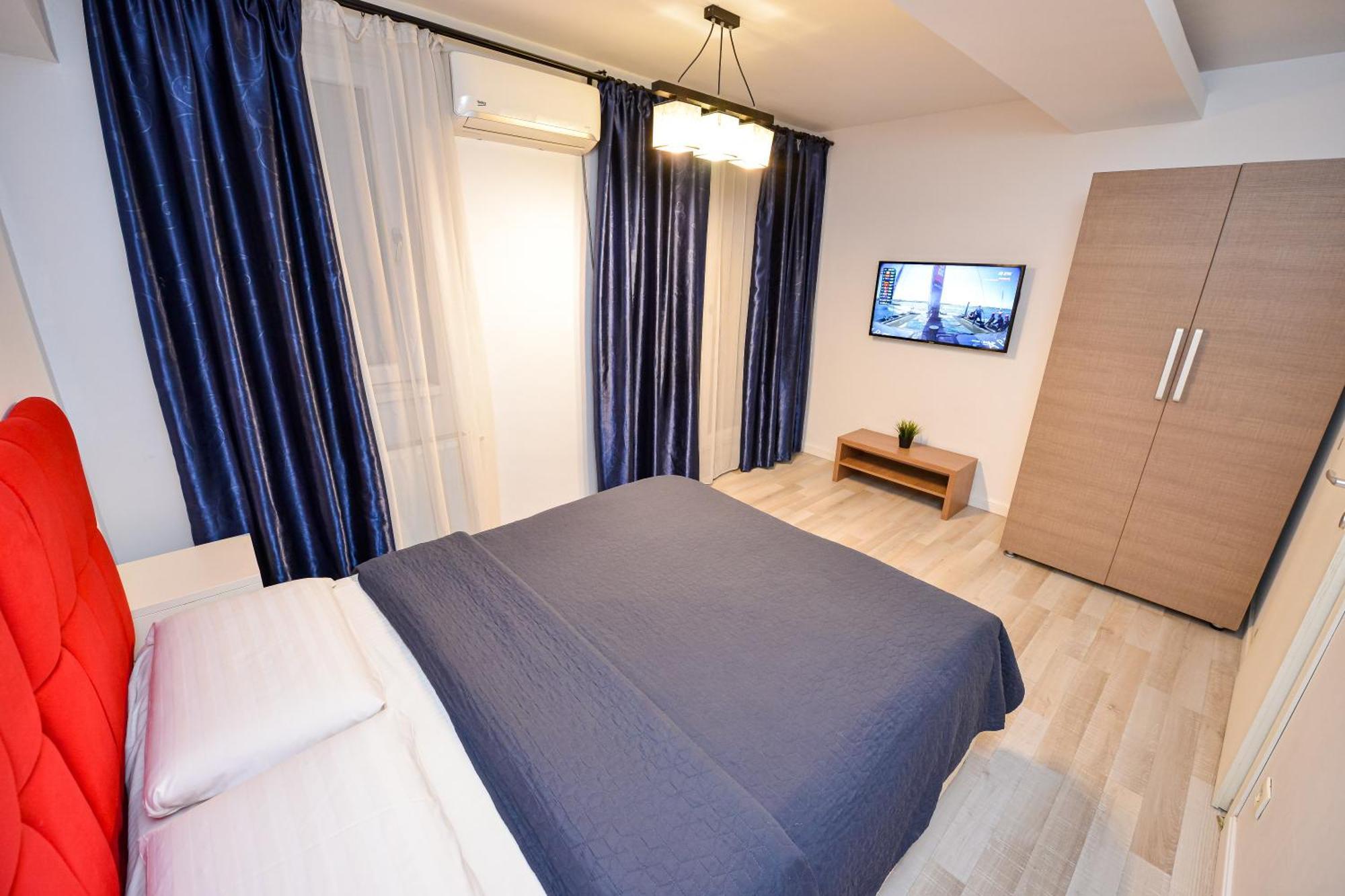 Dracula Adventure Tours Accommodation Bukares Bagian luar foto