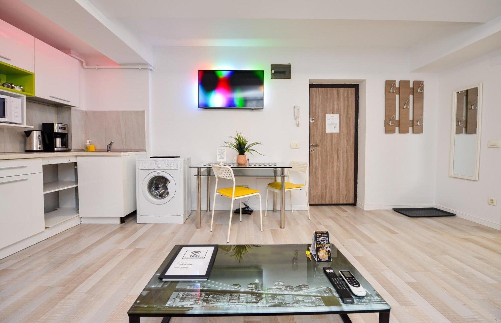 Dracula Adventure Tours Accommodation Bukares Bagian luar foto