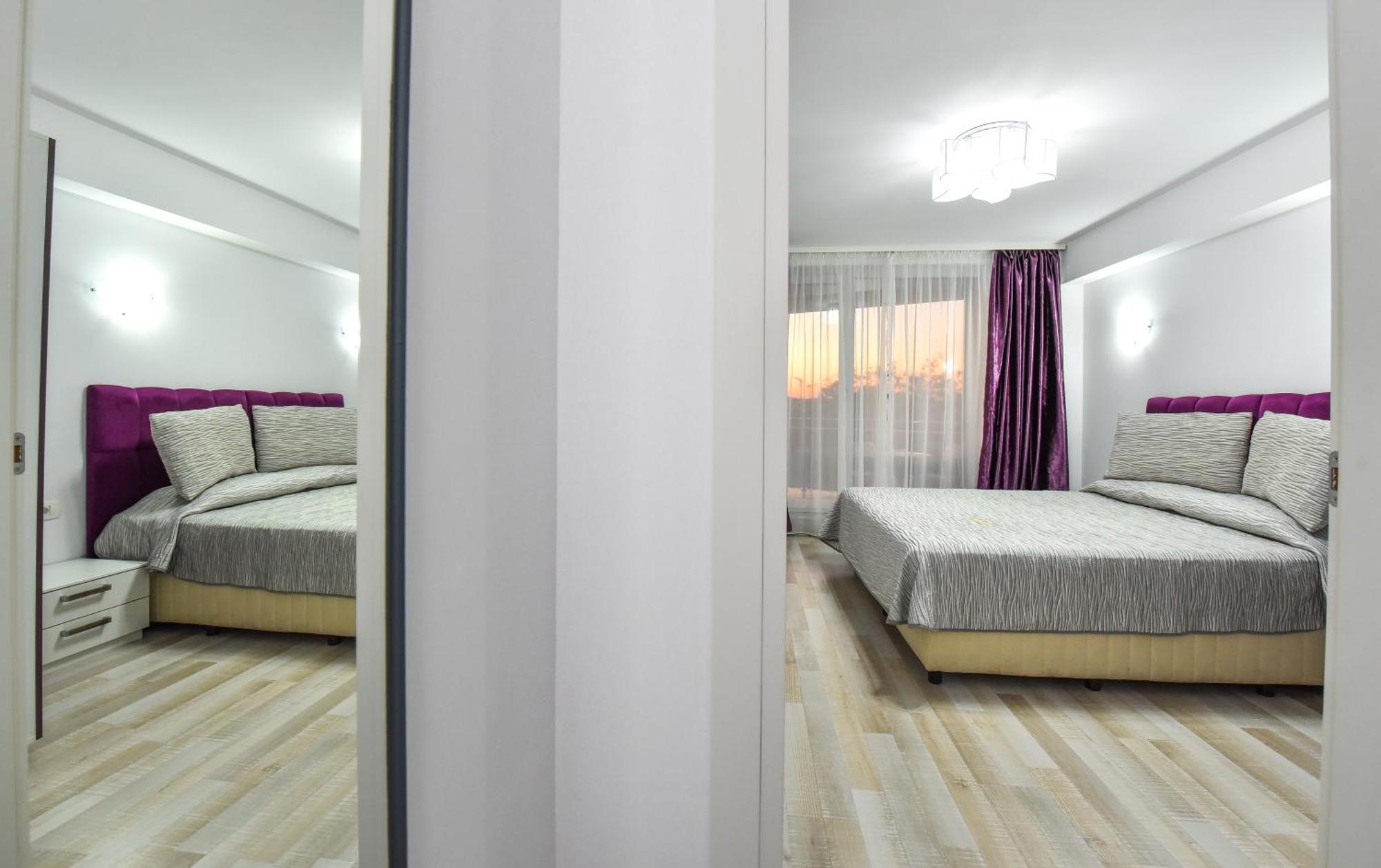 Dracula Adventure Tours Accommodation Bukares Bagian luar foto